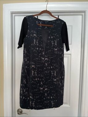 Black Speckled Short-Sleeve Shift Dress